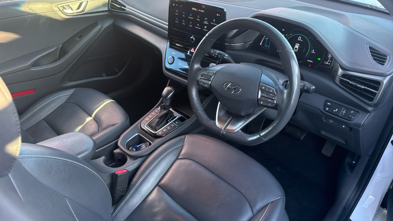 Hyundai IONIQ 1.6 GDi Hybrid Premium SE 5dr DCT Hybrid Hatchback